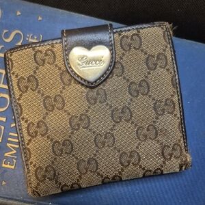 Vintage Gucci Tan and Black Monogram Wallet with Heart Detail